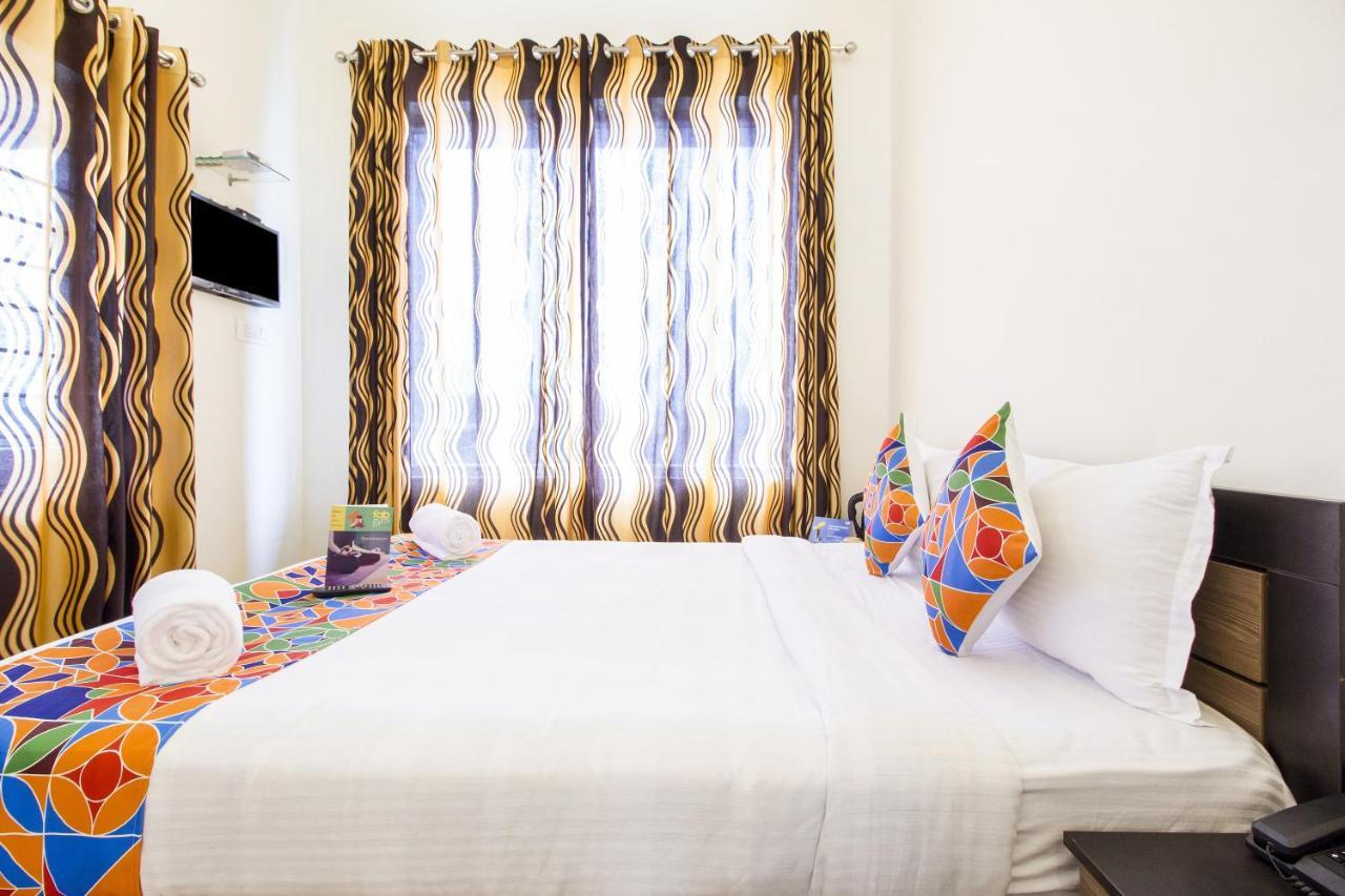 Fabexpress Grand Castle Hill Resorts - Ooty Lake - 800M מראה חיצוני תמונה